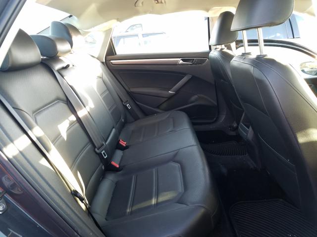 2017 VOLKSWAGEN PASSAT R-L 1VWDT7A36HC022943