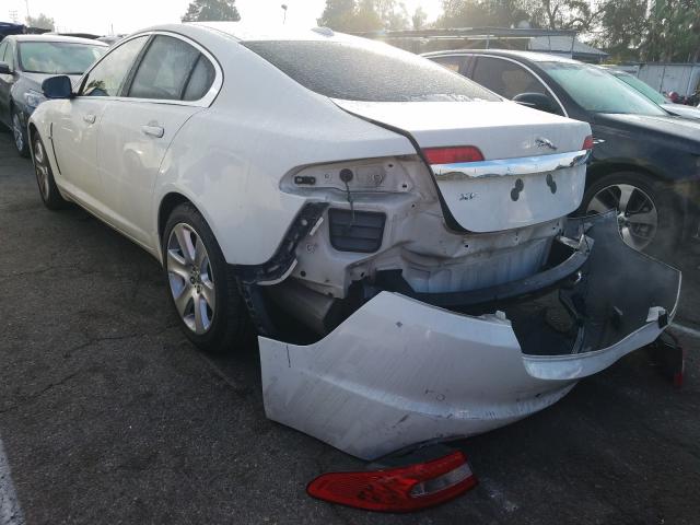 2010 JAGUAR XF LUXURY SAJWA0FA9AHR57108