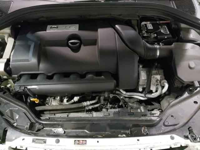 2013 VOLVO XC60 T6 YV4902DZ0D2453697