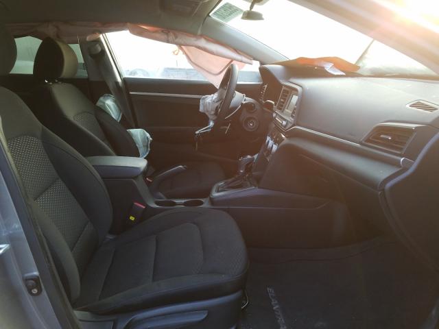2019 HYUNDAI ELANTRA SE - KMHD74LF0KU753572