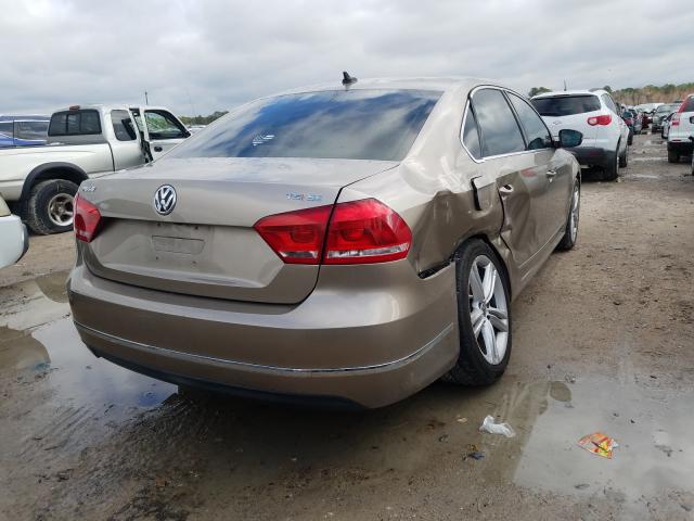 2015 VOLKSWAGEN PASSAT SE 1VWBT7A35FC050169