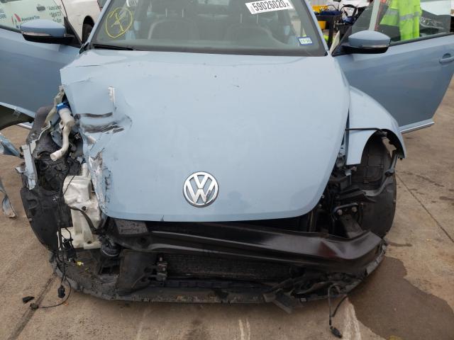 2013 VOLKSWAGEN BEETLE 3VWJX7AT0DM662906