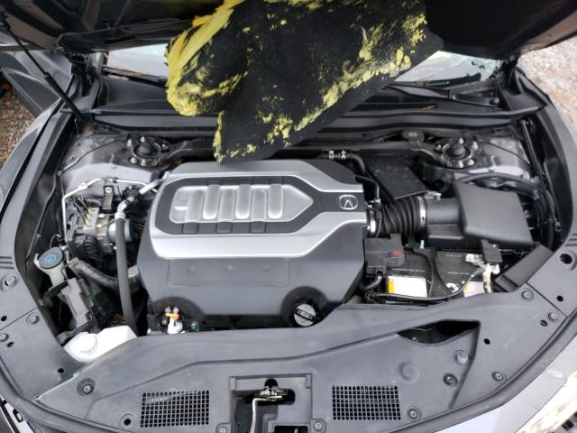 2018 ACURA RLX TECH JH4KC1F52JC000640