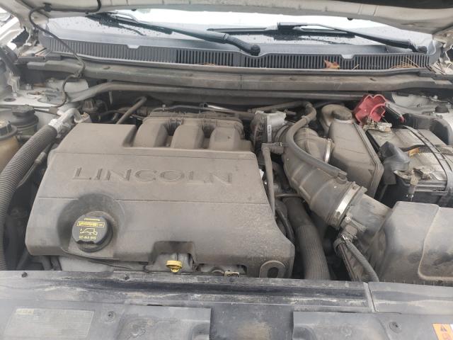 2011 LINCOLN MKT 2LMHJ5FR8BBJ52273
