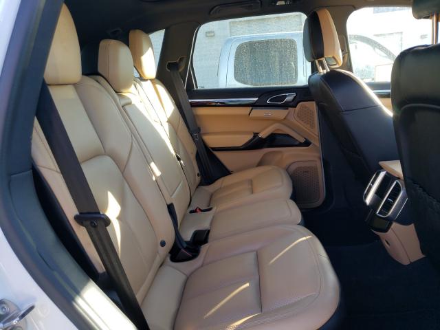 2017 PORSCHE CAYENNE SE WP1AE2A21HLA74795