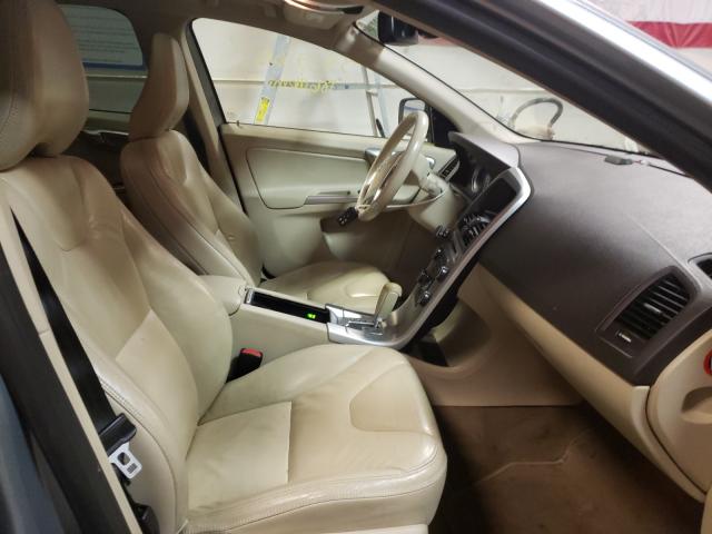 2011 VOLVO XC60 T6 YV4902DZ8B2182370