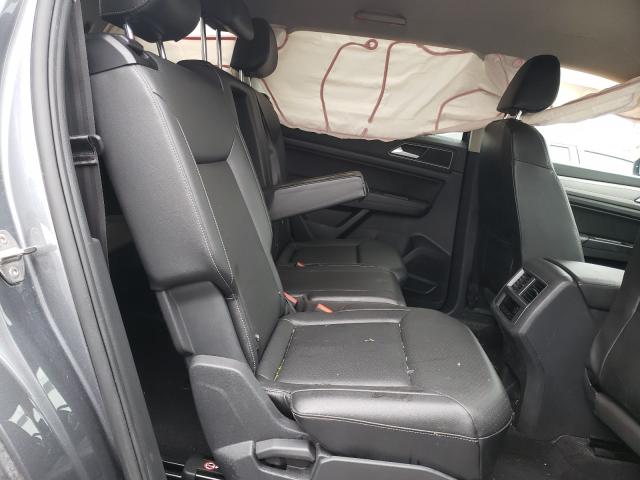 2018 VOLKSWAGEN ATLAS SE 1V2CR2CA4JC568088