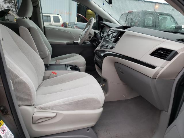 2011 TOYOTA SIENNA LE 5TDKK3DC4BS091671