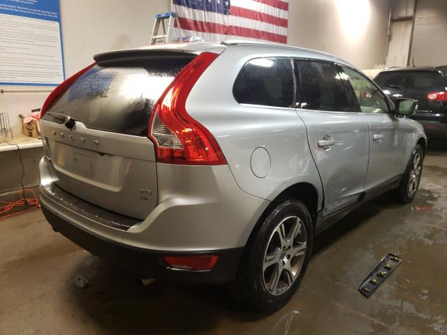 2011 VOLVO XC60 T6 YV4902DZ8B2182370