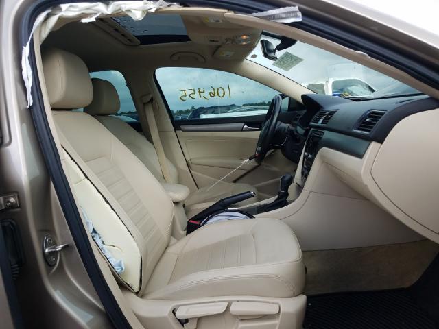 2015 VOLKSWAGEN PASSAT SE 1VWBT7A35FC050169