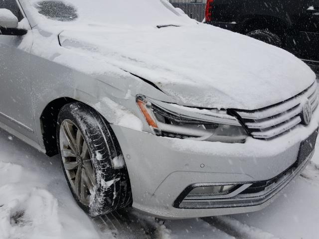 2017 VOLKSWAGEN PASSAT SEL 1VWCM7A38HC083865