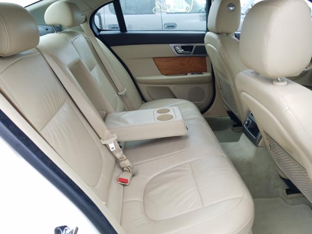 2010 JAGUAR XF LUXURY SAJWA0FA3AHR68377