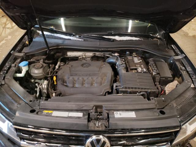 2018 VOLKSWAGEN TIGUAN SE 3VV2B7AXXJM149930