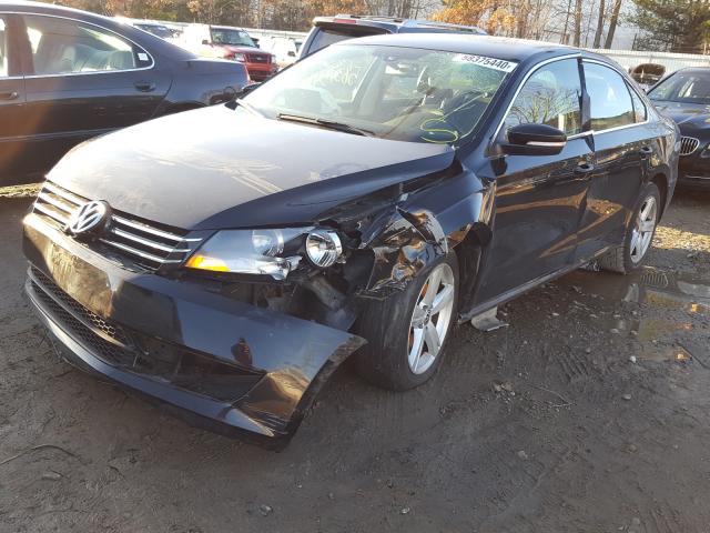 2013 VOLKSWAGEN PASSAT SE 1VWBP7A38DC052001