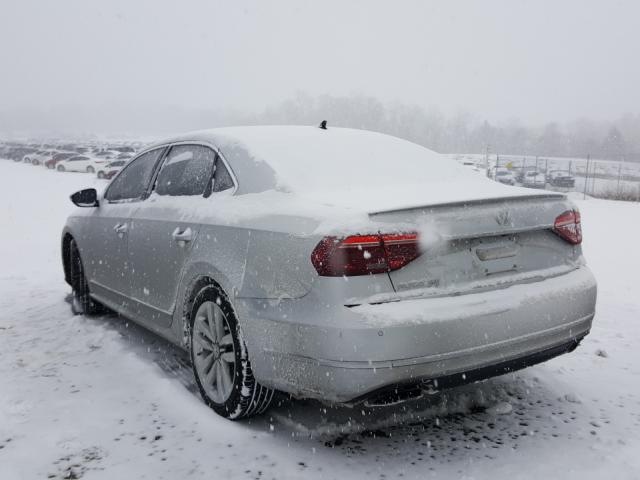 2017 VOLKSWAGEN PASSAT SEL 1VWCM7A38HC083865