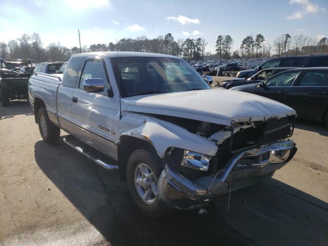 3B7HC13Y2VM587808 DODGE RAM Photo 1