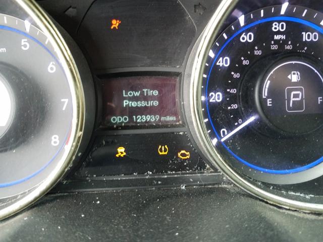 2012 HYUNDAI SONATA SE 5NPEC4AB2CH422136