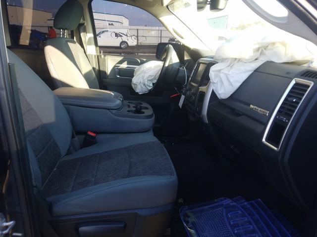 2017 RAM 1500 SLT - 1C6RR7GT4HS748408