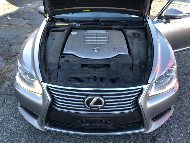 2016 LEXUS LS 460 JTHCL5EFXG5027331