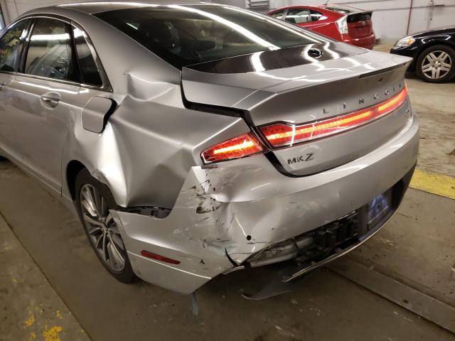2018 LINCOLN MKZ PREMIE 3LN6L5A98JR625450