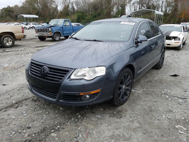 2010 VOLKSWAGEN PASSAT KOM WVWJM7AN1AE102472