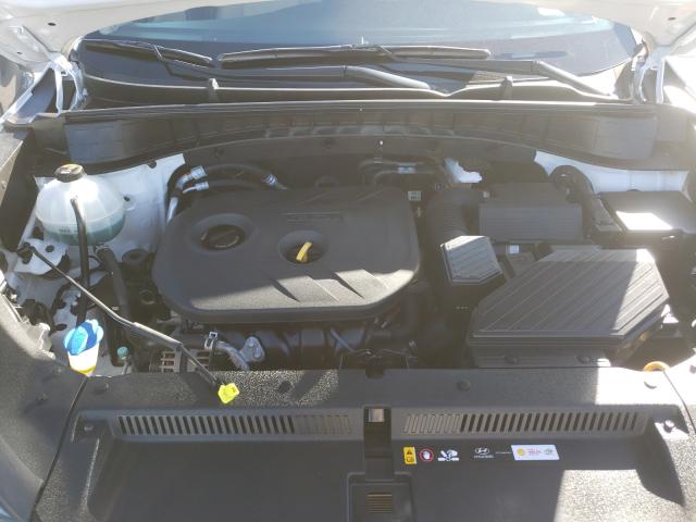 2017 HYUNDAI TUCSON SE KM8J23A48HU501560