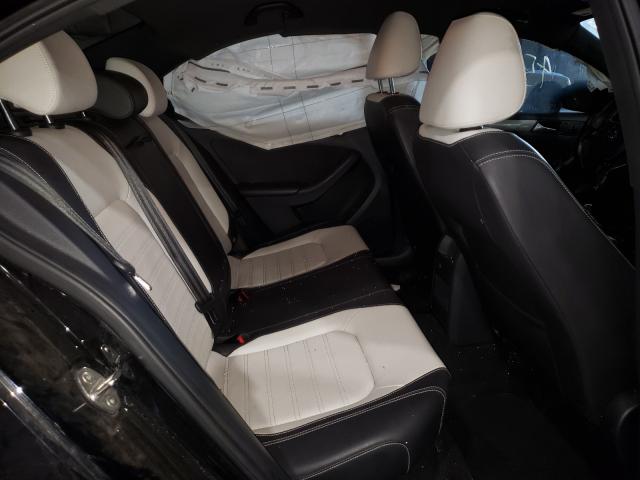 2017 VOLKSWAGEN JETTA SPOR 3VWD17AJ5HM304431