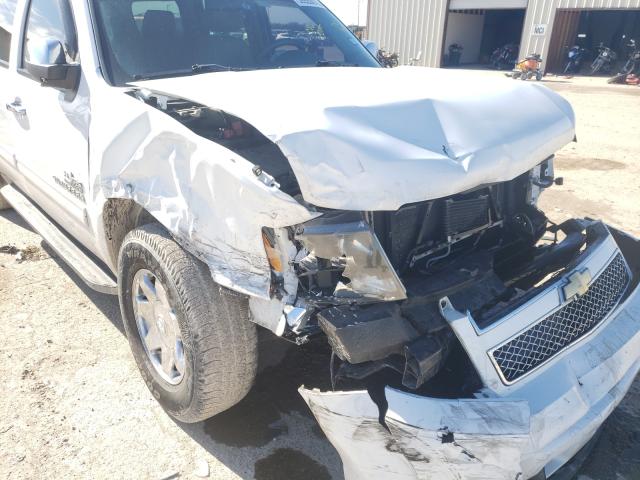 2011 CHEVROLET SUBURBAN C 1GNSCJE07BR402179