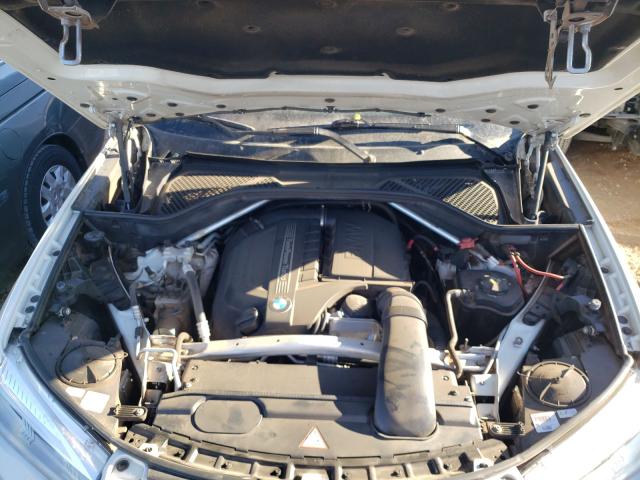 2015 BMW X5 XDRIVE3 5UXKR0C50F0K55986