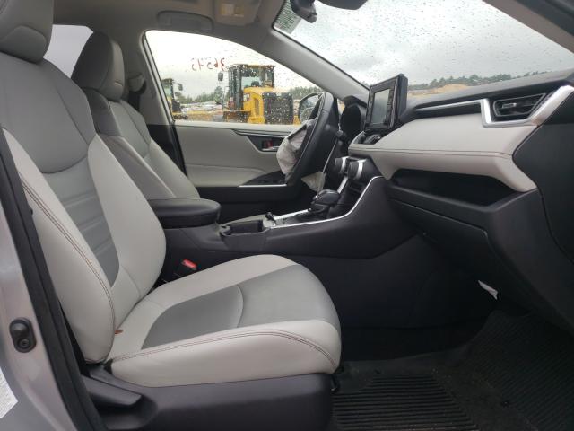 2019 TOYOTA RAV4 XLE P JTMC1RFV1KJ005769