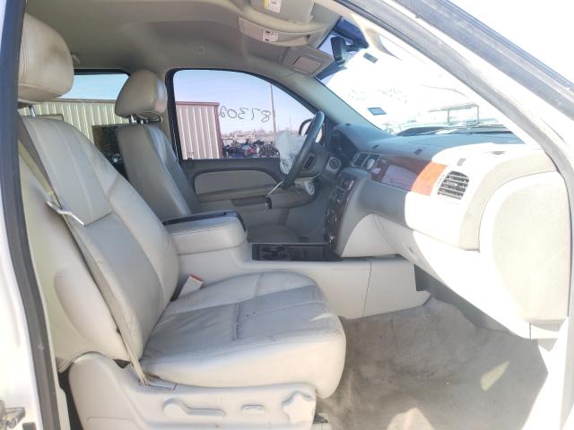 2011 CHEVROLET SUBURBAN C 1GNSCJE07BR402179