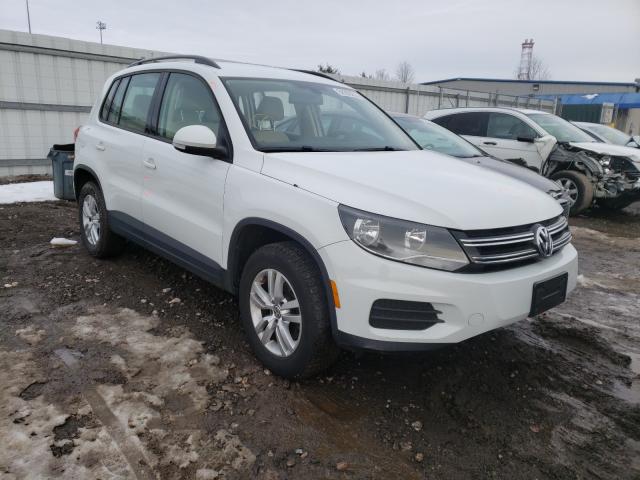 16 Volkswagen Tiguan S Finksburg Md 4dr Spor 2 0l A Better Bid