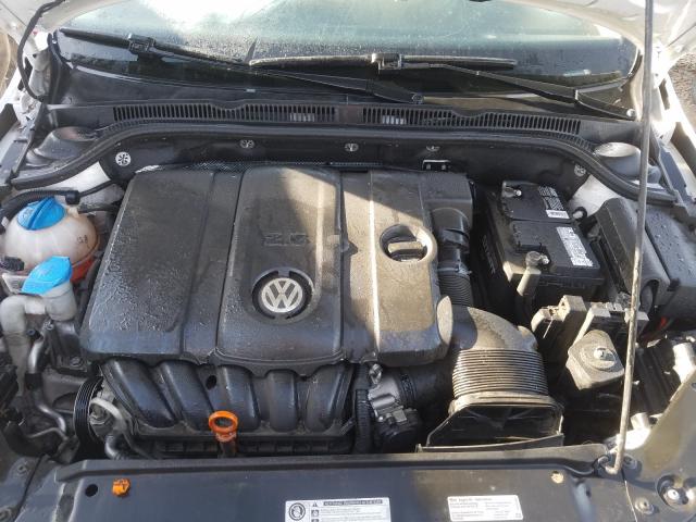 2013 VOLKSWAGEN JETTA SE 3VWDP7AJ3DM422311
