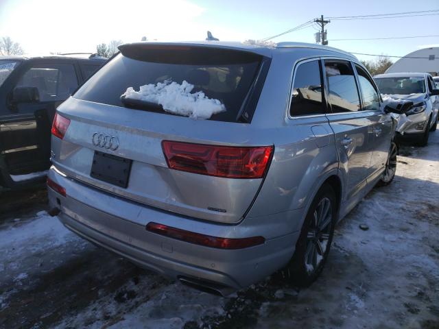 VIN WA1LHAF7XKD038390 2019 Audi Q7, Premium Plus no.4