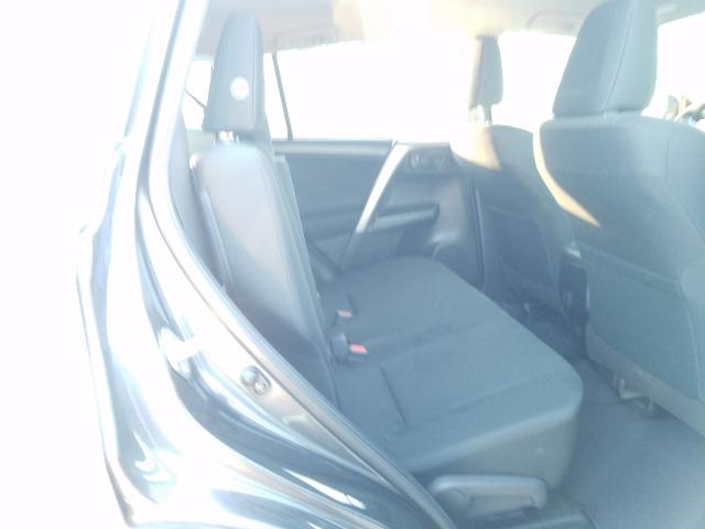 2018 TOYOTA RAV4 LE JTMBFREV7JJ224734