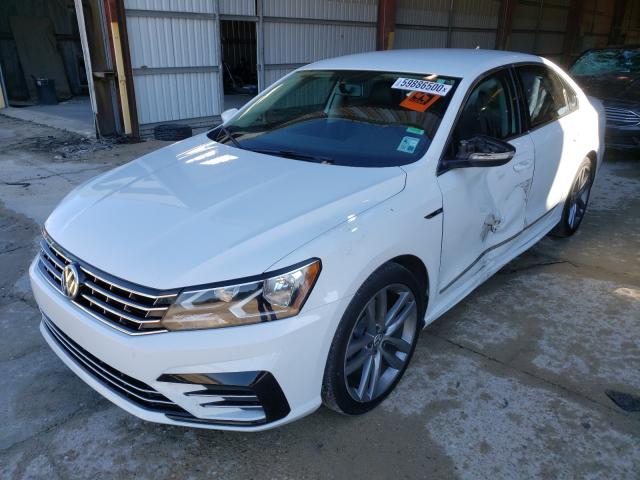 2017 VOLKSWAGEN PASSAT R-L 1VWDT7A33HC040008