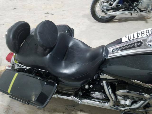 2009 HARLEY-DAVIDSON FLHX 1HD1KB4159Y616092