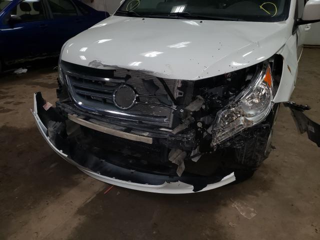 2011 VOLKSWAGEN ROUTAN SE 2V4RW3DGXBR625695
