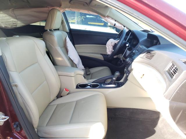2016 ACURA ILX BASE W 19UDE2F32GA015329