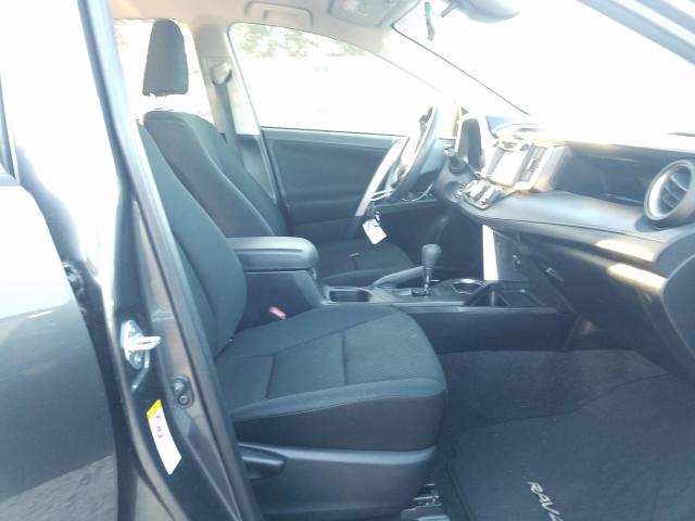 2018 TOYOTA RAV4 LE JTMBFREV7JJ224734