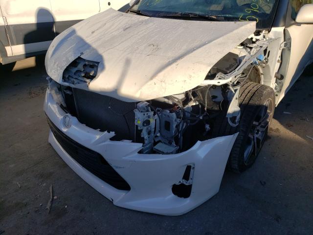 2016 TOYOTA SCION TC JTKJF5C76GJ023854
