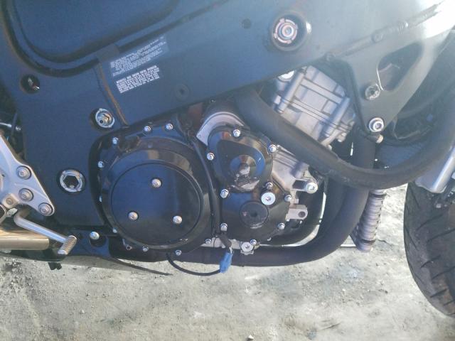 2019 SUZUKI GSX1300 RA JS1GX72B2K7100610