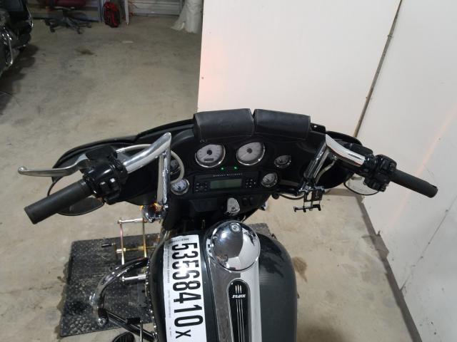 2009 HARLEY-DAVIDSON FLHX 1HD1KB4159Y616092