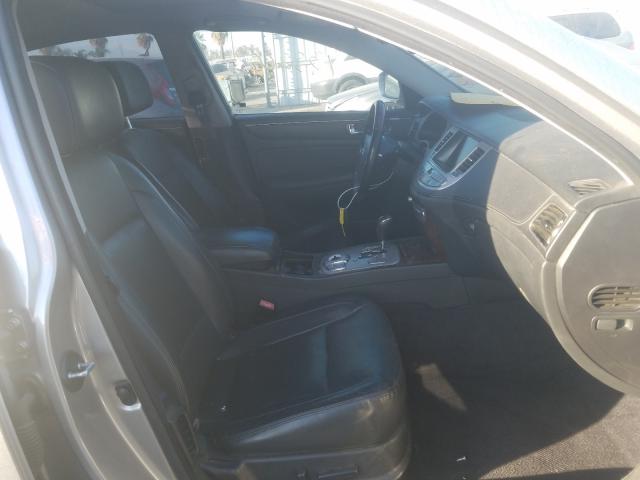 2011 HYUNDAI GENESIS 4. KMHGC4DF2BU121440