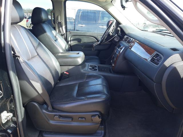 2011 CHEVROLET SUBURBAN C 1GNSCJE00BR101589