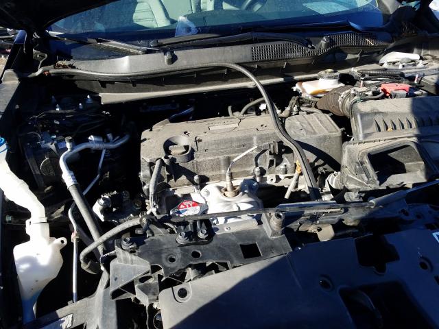 2019 HONDA CR-V LX 2HKRW6H36KH214147