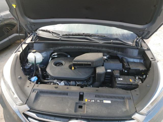2017 HYUNDAI TUCSON SE KM8J23A40HU394035