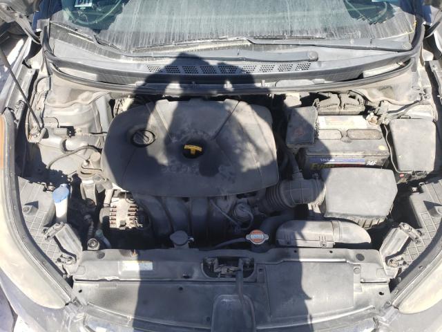 2011 HYUNDAI ELANTRA GL 5NPDH4AE7BH075098