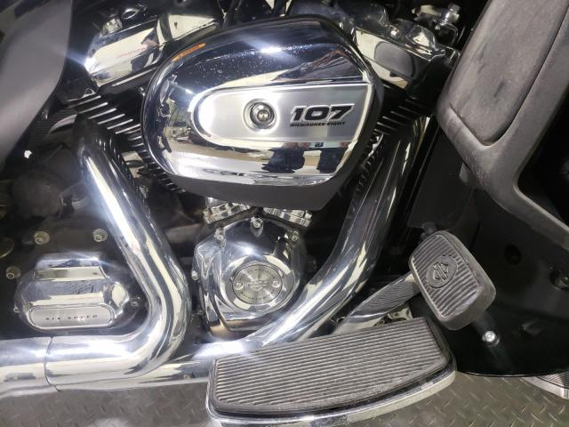 2018 HARLEY-DAVIDSON FLHTKL ULT 1HD1KED16JB620015