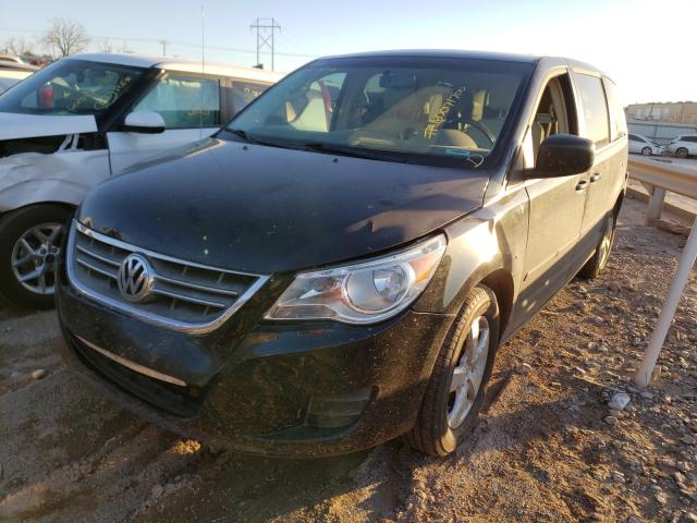 2010 VOLKSWAGEN ROUTAN SE 2V4RW3D12AR407406